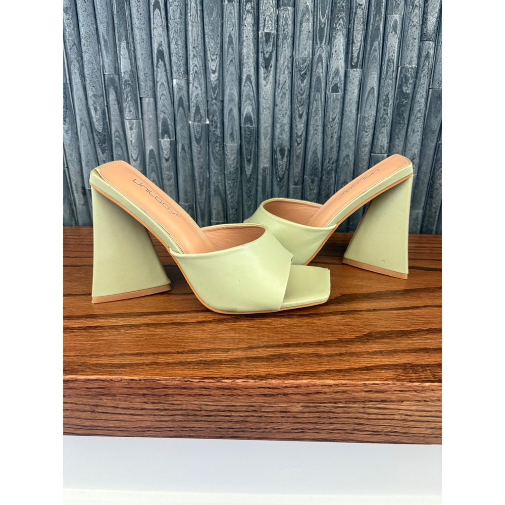 Unilady TRI-1 Sage Green Square Toe Triangular Block Heel Mule Sandals Womens 7